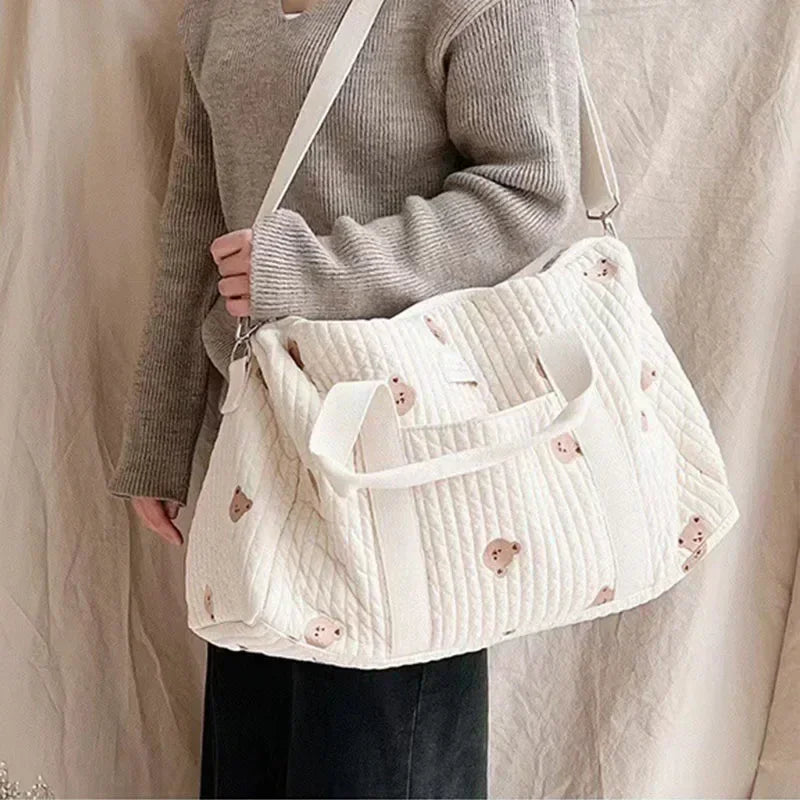 Multifunktionale Wickeltasche mit Bärchenmuster